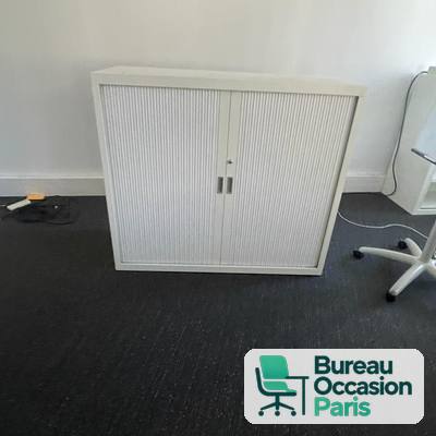 Armoire basse à rideaux en métal blanc, fermeture à clé