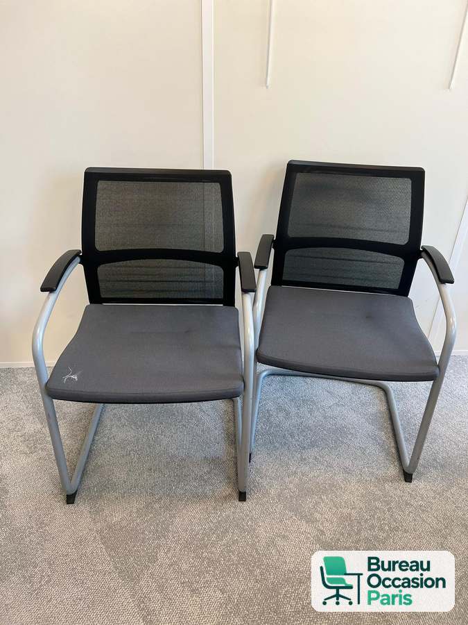 Chaise visiteur luge alu – dossier résille noire, assise anthracite