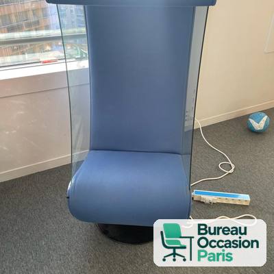 Fauteuil acoustique à haut dossier bleu et parois latérales vitrées