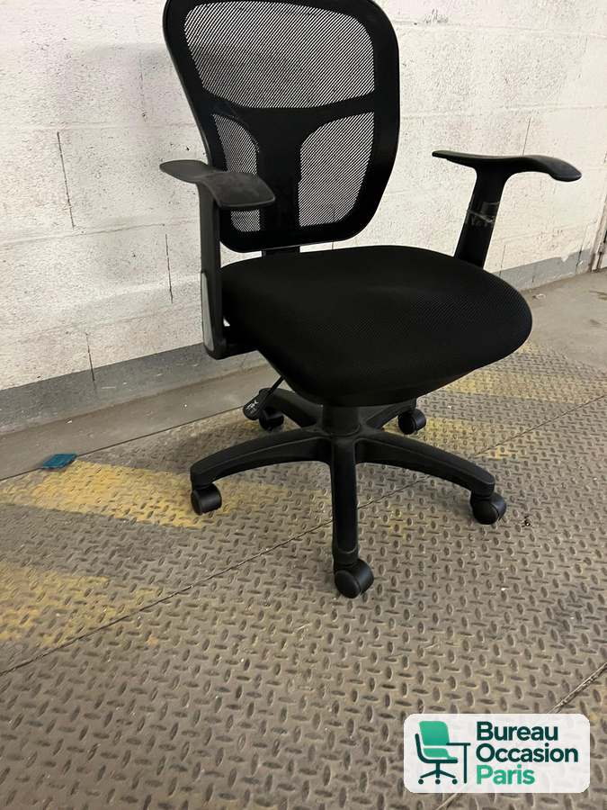 Fauteuil de bureau résille noire à dossier cintré – accoudoirs