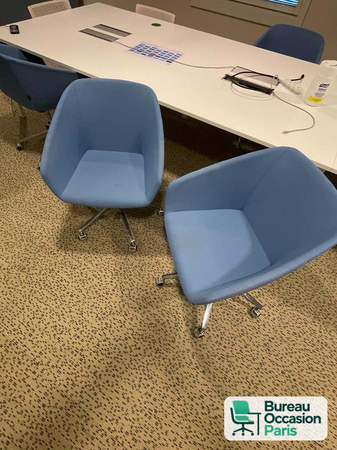 Fauteuil de réunion pivotant – coque enveloppante tissu bleu chiné