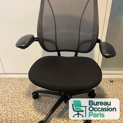 Fauteuil ergonomique Humanscale Liberty – résille noire auto-ajustable