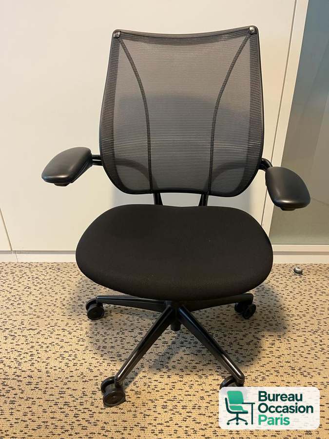 Fauteuil ergonomique Humanscale Liberty – résille noire auto-ajustable
