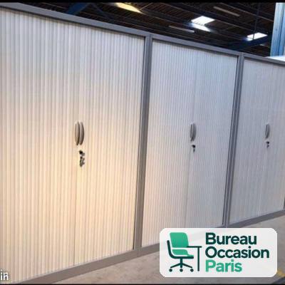 Grande armoire rideaux gris aluminium – plusieurs exemplaires dispo