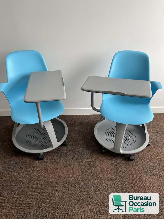 Siège de formation Steelcase Node – coque bleue, tablette pivotante