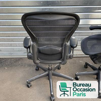 Siège ergonomique Herman Miller Aeron – résille graphite