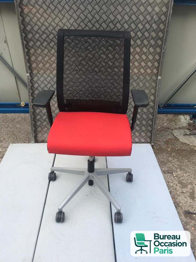 Siège ergonomique Steelcase Think – résille et assise colorée au choix