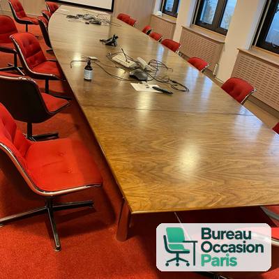 Table de conseil en chêne verni – modules, 14 à 16 personnes