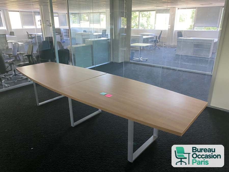 Table de réunion 10 personnes tonneau chêne sur piètement cadre blanc