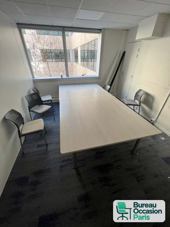 Table de réunion 6 à 8 personnes – plateau finition claire, métal