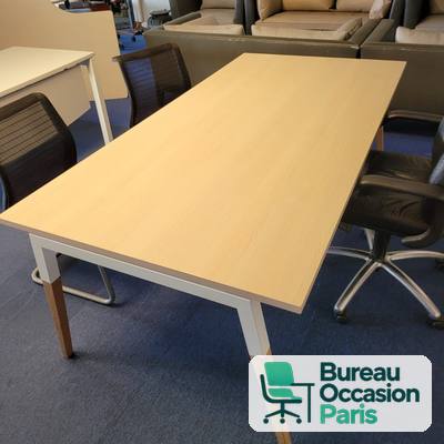 Table de réunion 6 personnes en hêtre, pieds blancs à embouts bois