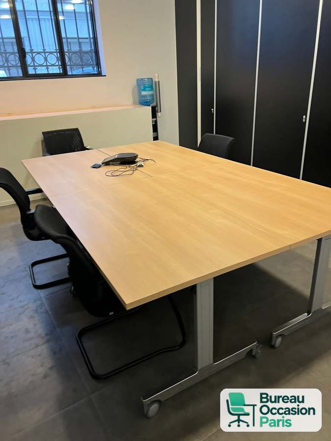 Table de réunion finition hêtre sur piètement en T gris – 6 à 8 places