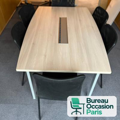 Table de réunion forme tonneau 6 à 8 places – top access, pieds blancs