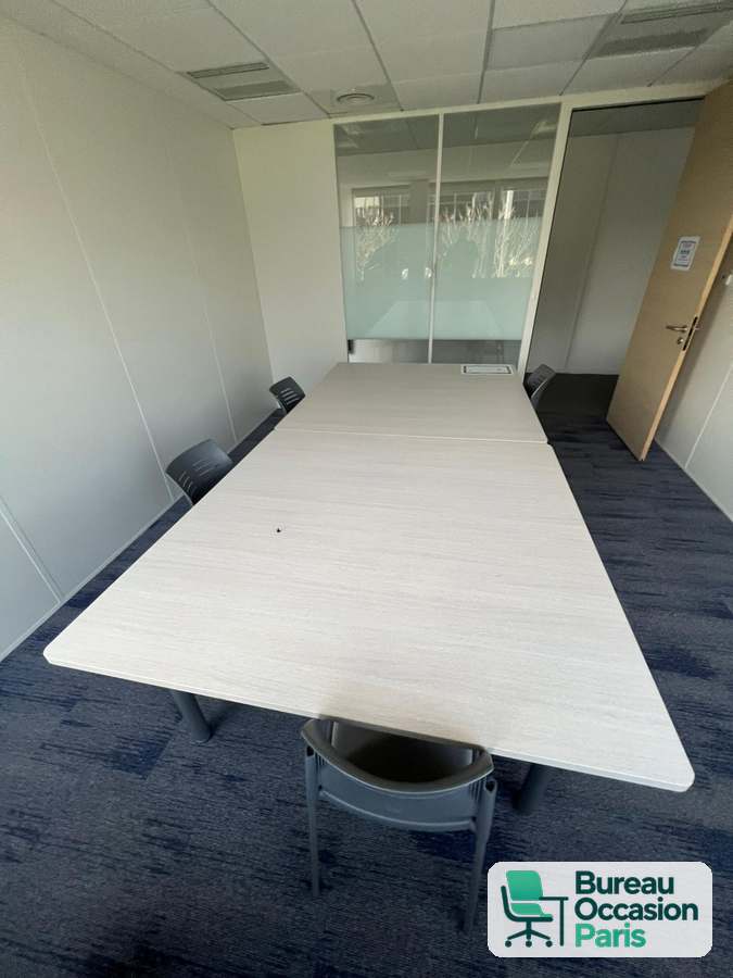Table de réunion modulable bois blanchi – environ 8 places, métal gris