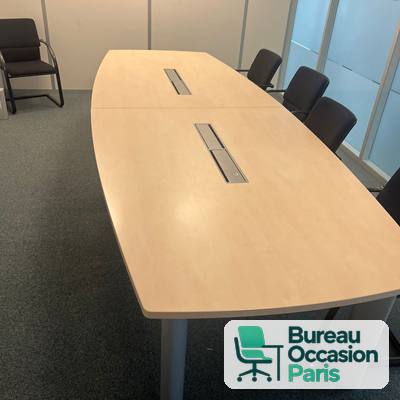 Table de réunion tonneau 8-10 places – érable, 2 trappes de connexion