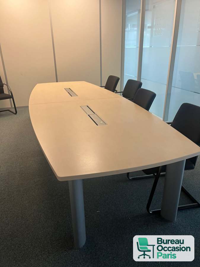 Table de réunion tonneau 8 places – érable, trappes, pieds cylindriques