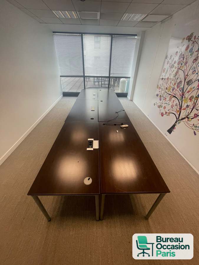 Table de réunion wengé 8 à 10 places, trappes et piètement métal