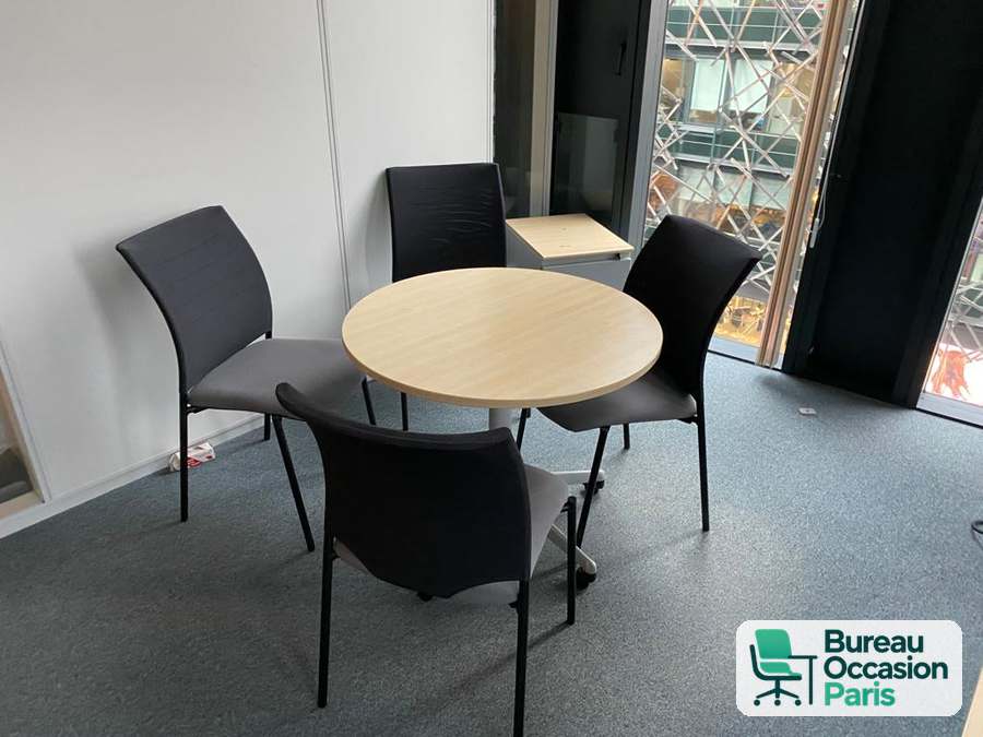 Table ronde 4 personnes – plateau érable, pied central métal