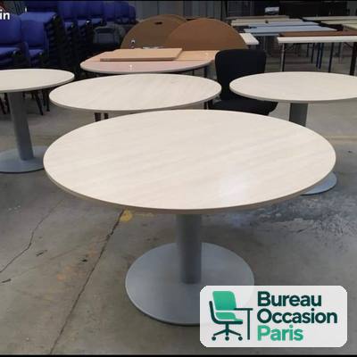 Table ronde 4 personnes plateau érable sur pied central métal gris
