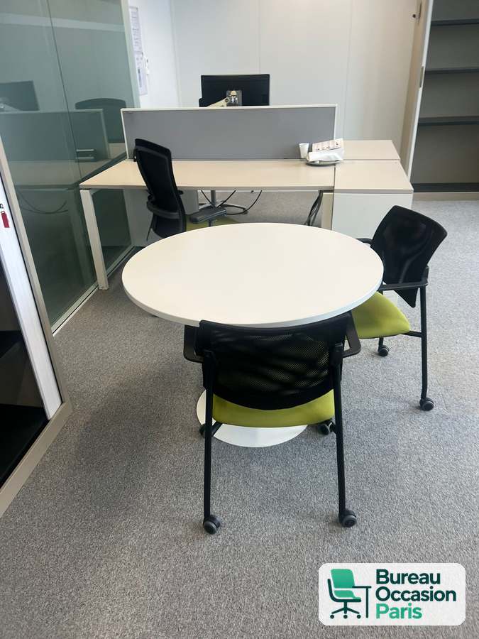 Table ronde blanche 4 places – coin réunion ou espace détente