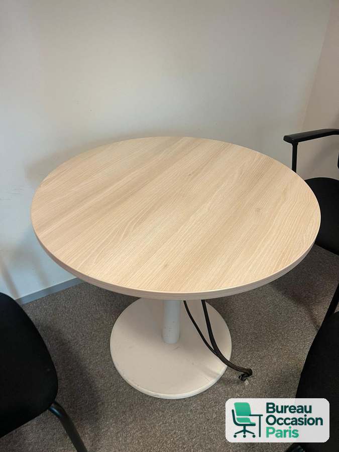 Table ronde bois clair sur pied central blanc – 4 personnes
